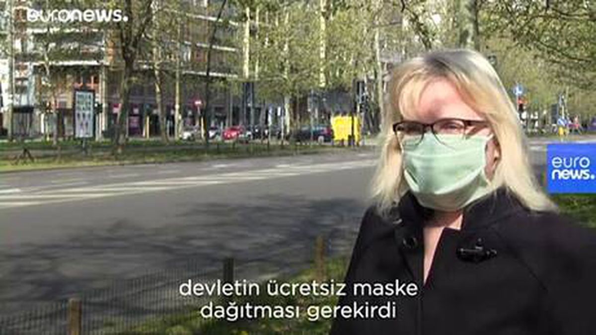 Covid-19: İtalya'nın Lombardia bölgesinde artık insanlar sokağa maskesiz çıkamayacak