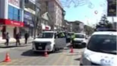 Düzce'de korona virüs tedbirleri artırıldı Düzce'de korona virüs tedbirleri artırıldı