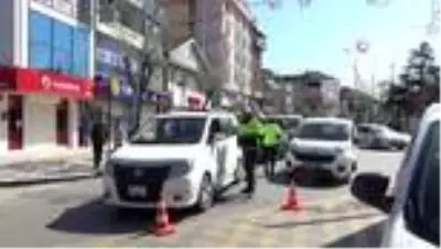 Düzce'de korona virüs tedbirleri artırıldı Düzce'de korona virüs tedbirleri artırıldı