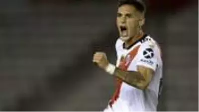 Galatasaray'ın talip olduğu Lucas Quarta'yı Real Madrid ve Valencia da istiyor Galatasaray'ın talip olduğu Lucas Quarta'yı Real Madrid ve Valencia da istiyor