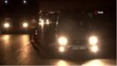 Korona virüsüne karşı İstanbul'un giriş - çıkışında gece boyu denetimler devam ediyor Korona virüsüne karşı İstanbul'un giriş - çıkışında gece boyu denetimler devam ediyor
