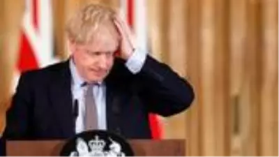 Koronavirüse yakalanan İngiltere Başbakanı Johnson'ın durumu hakkında açıklama: Solunum cihazına bağlanmadı Koronavirüse yakalanan İngiltere Başbakanı Johnson'ın durumu hakkında açıklama: Solunum cihazına bağlanmadı