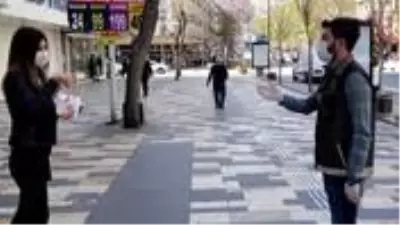 Sokağa çıkma yasağı olan genç kızdan tuhaf tepki: Canım istedi çıktım Sokağa çıkma yasağı olan genç kızdan tuhaf tepki: Canım istedi çıktım