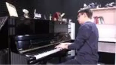 13 yaşındaki Türk piyanist 4 kıtada konser verdi
