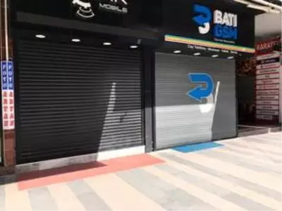 Doğu Marmara ve Batı Karadeniz'de 'Evde kal' çağrısına büyük oranda uyuluyor Doğu Marmara ve Batı Karadeniz'de 'Evde kal' çağrısına büyük oranda uyuluyor