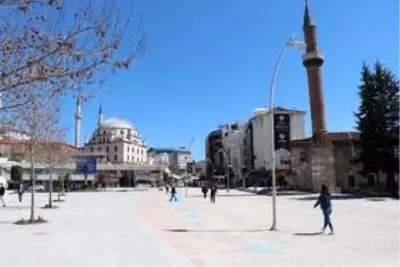 Doğu Marmara ve Batı Karadeniz'de 'Evde kal' çağrısına büyük oranda uyuluyor Doğu Marmara ve Batı Karadeniz'de 'Evde kal' çağrısına büyük oranda uyuluyor