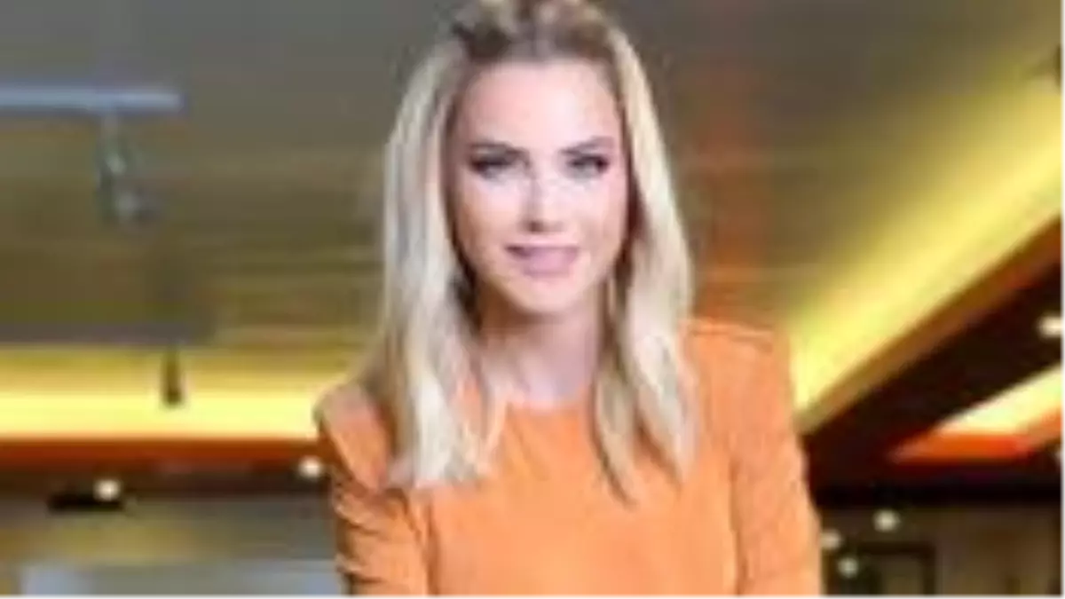 Ece Erken, kirayı isteyen ev sahibine isyan etti: Bana da bu ay kira gelmedi