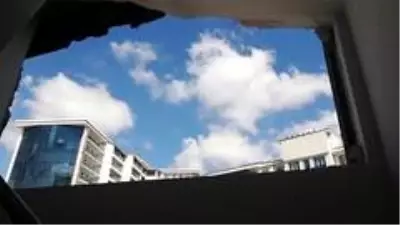 Esenyurt'ta patlamanın meydana geldiği daire, harabeye döndü