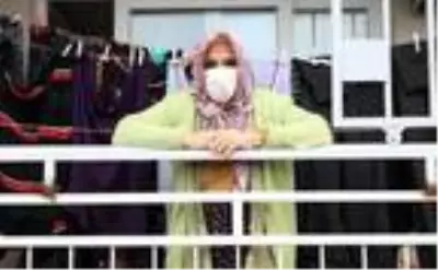 Koronavirüsü yenen kadına, virüsten hayatını kaybeden oğlunun acı haberi verilemedi Koronavirüsü yenen kadına, virüsten hayatını kaybeden oğlunun acı haberi verilemedi