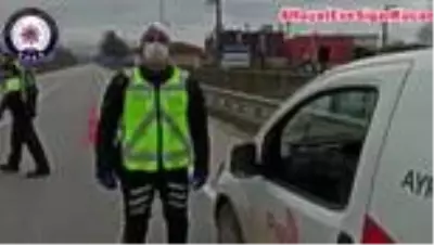 Polisler, hazırladıkları videoyla vatandaşlara 'Evde kal' çağrısı yaptı Polisler, hazırladıkları videoyla vatandaşlara 'Evde kal' çağrısı yaptı