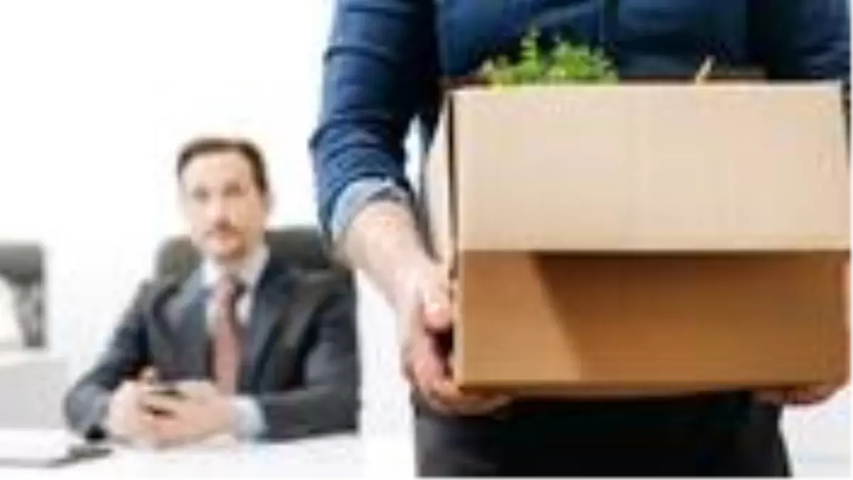 Son Dakika: Koronavirüsle mücadele kapsamında işten çıkarma üç ay süreyle yasaklanıyor