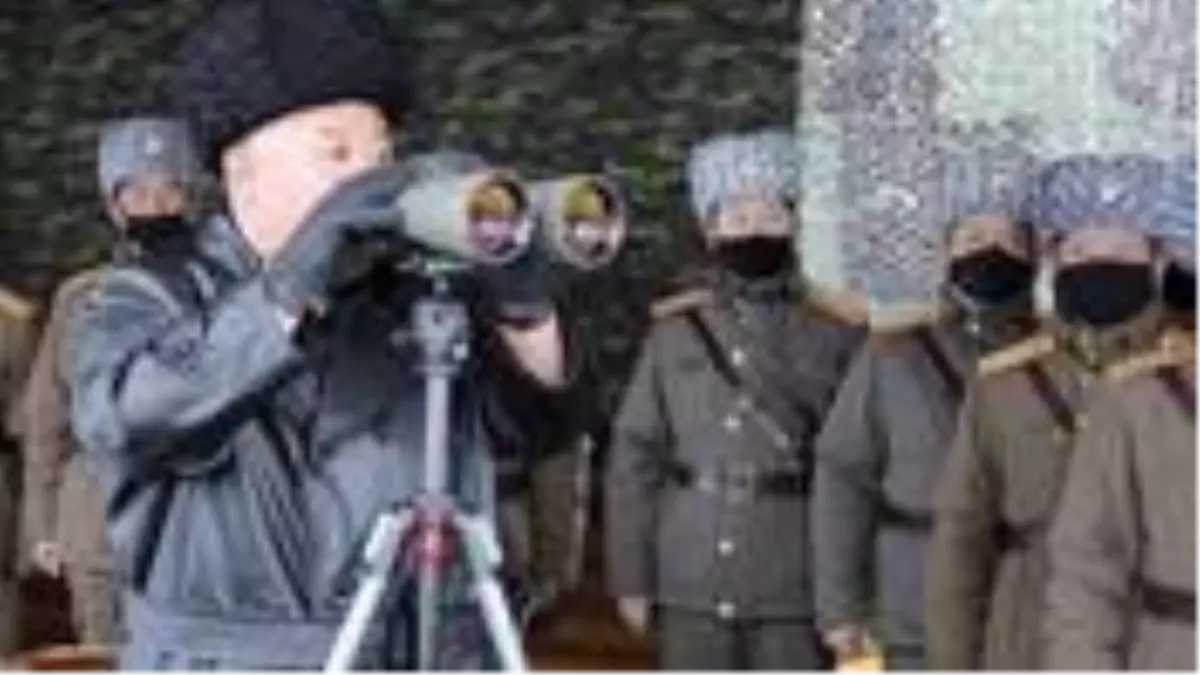 Tüm dünya 'Aşı bulundu' haberini beklerken Kuzey Kore, virüsü engelleyen maske geliştirdi