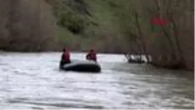 TUNCELİ-Kayıp Gülistan ve uzman çavuştan bugün de iz yok