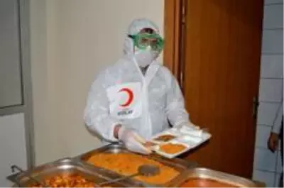 Afyonkarahisar'da karantina altındaki 511 vatandaşın yemekleri Kızılay'dan