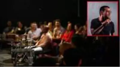 Atatürk ve Mevlana'yı aşağılayan stand-up'çı için yakalama kararı çıkarıldı Atatürk ve Mevlana'yı aşağılayan stand-up'çı için yakalama kararı çıkarıldı