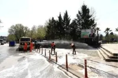 Denizli'de korona virüse karşı dezenfekte çalışmaları devam ediyor