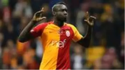 Diagne'nin bir kadına sorduğu cinsel ilişki sorusu tepki çekti Diagne'nin bir kadına sorduğu cinsel ilişki sorusu tepki çekti
