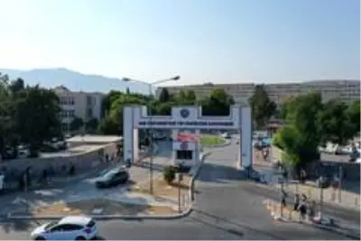 EÜ'ye 221 sağlık çalışanı kadrosu tahsis edildi