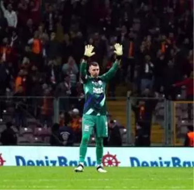 Fernando Muslera: Eski Fenerbahçeli Lugano, Galatasaray'a gitmemi tavsiye etti