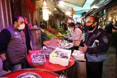 Havra Sokağı'nda virüse geçit yok Havra Sokağı'nda virüse geçit yok