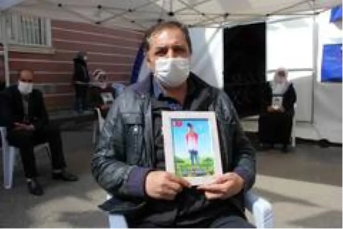 HDP önündeki ailelerin evlat nöbeti 220'nci gününde