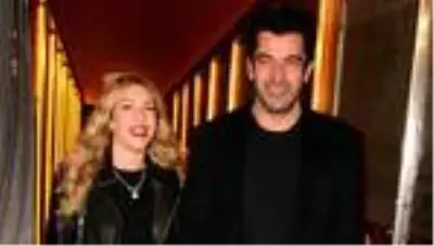 Sinem Kobal gönülleri fethetti Sinem Kobal gönülleri fethetti