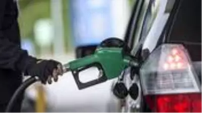 Son Dakika: Gece yarısından itibaren benzine 9 kuruş, motorine ise 12 kuruş indirim geliyor