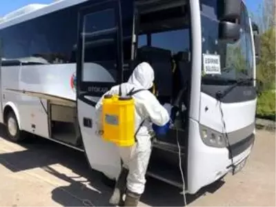 Süloğlu'nda taksi ve minibüsler dezenfekte edildi