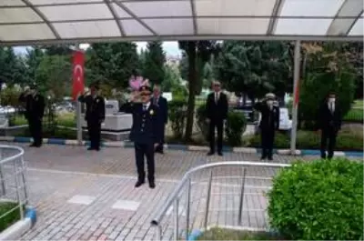 Türk Polis Teşkilatı'nın kuruluşunun 175. yıl dönümü Türk Polis Teşkilatı'nın kuruluşunun 175. yıl dönümü