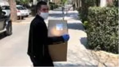 Arda Turan maske yardımına başladı! 100 bin adet...
