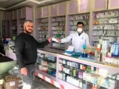 Besni'de eczaneler ücretsiz maske dağıtımı yapacak