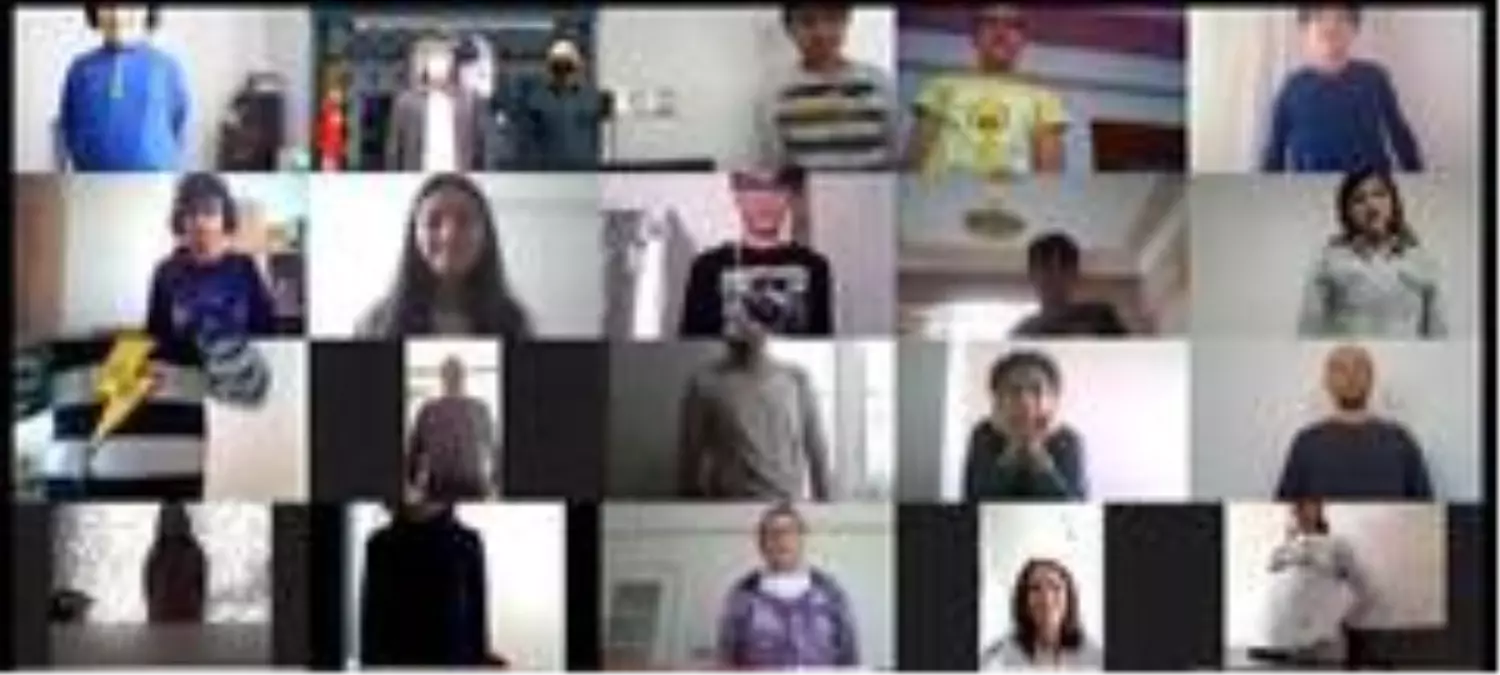 İstiklal Marşı aşkı Korona tatili dinlemiyor