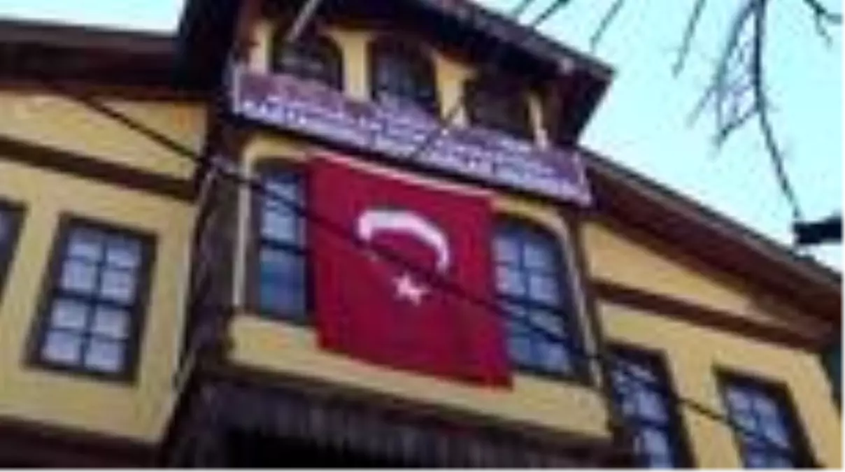 Köy muhtarlarından videolu 'Evde Kal' çağrısı