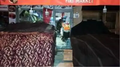 Marketten istediği bedava sigarayı alamayınca camlarını kırdı Marketten istediği bedava sigarayı alamayınca camlarını kırdı