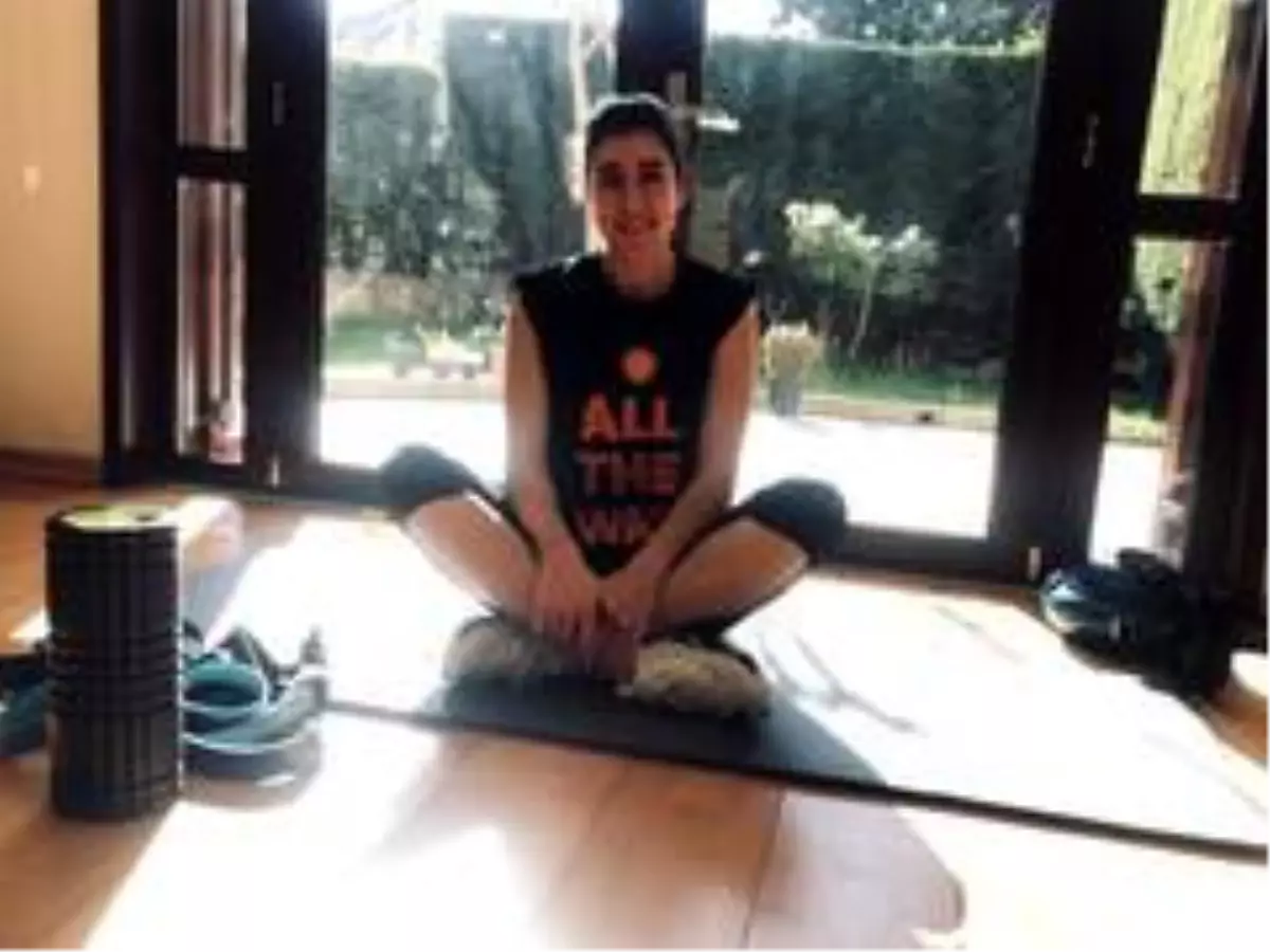 Melis Durul'dan 'Evde kal' çağrısı