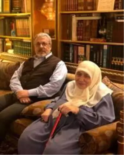 Prof. Mahmud Erol Kılıç'ın annesi korona virüs nedeniyle hayatını kaybetti