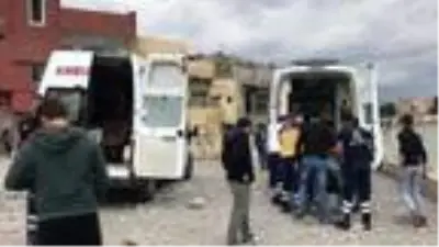 Şanlıurfa'da metruk ev çöktü: 2 kardeş yaralandı Şanlıurfa'da metruk ev çöktü: 2 kardeş yaralandı