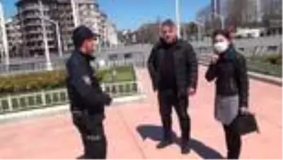 Taksim'de ceza yiyen vatandaştan ilginç sosyal mesafe tepkisi: 'Cehalet seviyesi bu olan halka... Taksim'de ceza yiyen vatandaştan ilginç sosyal mesafe tepkisi: 'Cehalet seviyesi bu olan halka...