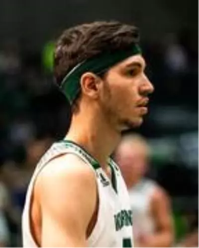 Utah'ta oynayan Türk basketbolcu Ege Havsa: Oyunculardan kimse kalmadı, bir tek ben varım Utah'ta oynayan Türk basketbolcu Ege Havsa: Oyunculardan kimse kalmadı, bir tek ben varım