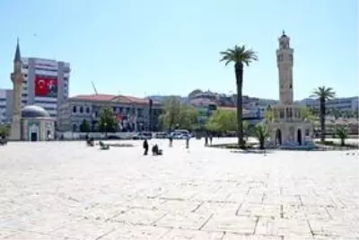 Yurt genelinde 'Evde kal' çağrısına büyük oranda uyuluyor Yurt genelinde 'Evde kal' çağrısına büyük oranda uyuluyor