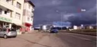 Palu: 156'yı arayarak jandarma personelinin desteğiyle annesine doğum günü sürprizi yaptı Palu: 156'yı arayarak jandarma personelinin desteğiyle annesine doğum günü sürprizi yaptı