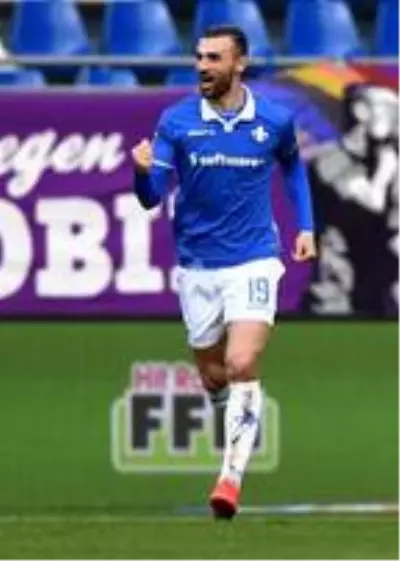 Almanya'da Darmstadt 98 forması giyen golcü futbolcu Serdar Dursun DHA'ya konuştu Almanya'da Darmstadt 98 forması giyen golcü futbolcu Serdar Dursun DHA'ya konuştu
