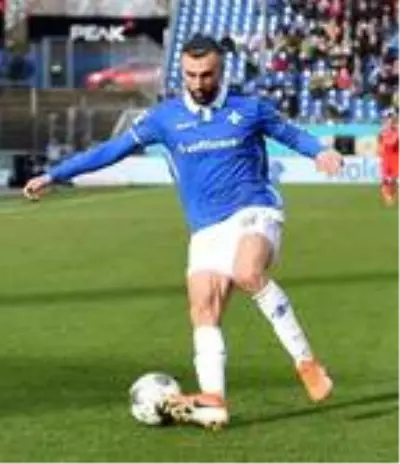 Almanya'da Darmstadt 98 forması giyen golcü futbolcu Serdar Dursun DHA'ya konuştu Almanya'da Darmstadt 98 forması giyen golcü futbolcu Serdar Dursun DHA'ya konuştu