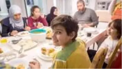 Diyanet İşleri başkan Yardımcısı: Evde isim-şehir, hırsız-polis, adam asmaca oynayın Diyanet İşleri başkan Yardımcısı: Evde isim-şehir, hırsız-polis, adam asmaca oynayın