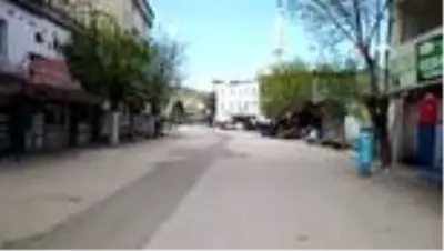 Fırıncılar, bir günde sattığı ekmeği sokağa çıkma yasağı sonrası iki saatte sattı Fırıncılar, bir günde sattığı ekmeği sokağa çıkma yasağı sonrası iki saatte sattı