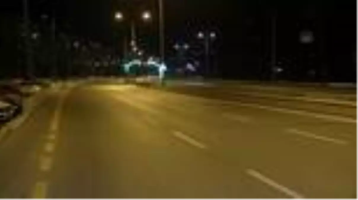 İzmir'de sokağa çıkma yasağının ardından sessizlik hakim