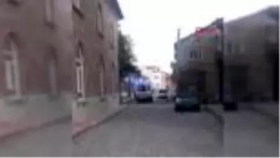 Kızılören ilçesinde giriş çıkışlara sınırlandırma getirildi Kızılören ilçesinde giriş çıkışlara sınırlandırma getirildi