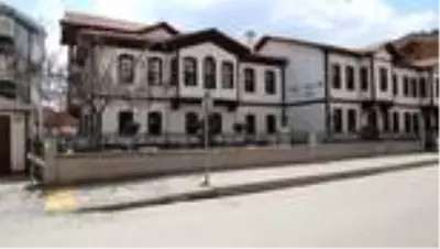 Sokağa çıkma yasağıyla Çubuk sessizliğe büründü Sokağa çıkma yasağıyla Çubuk sessizliğe büründü