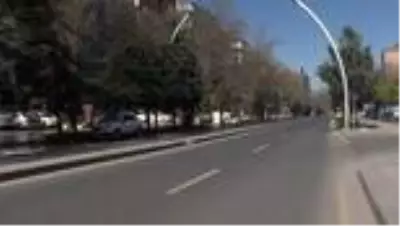 Başkentte sokağa çıkma yasağının ikinci günü (1) Başkentte sokağa çıkma yasağının ikinci günü (1)