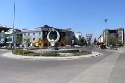 Bolu, Düzce, Karabük ve Bartın'da 'evde kal' çağrısına riayet ediliyor Bolu, Düzce, Karabük ve Bartın'da 'evde kal' çağrısına riayet ediliyor